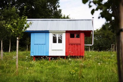 prefabricated timber tiny house